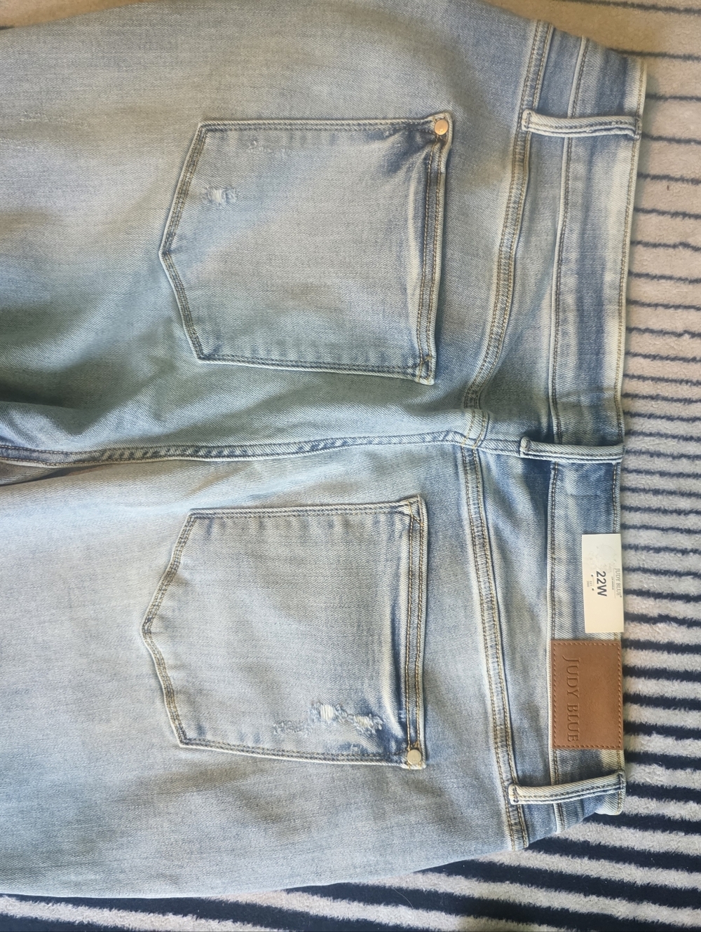 Judy Blue 22W Faded Raw Hem High Waist Blue Jeans - Picture 13 of 14